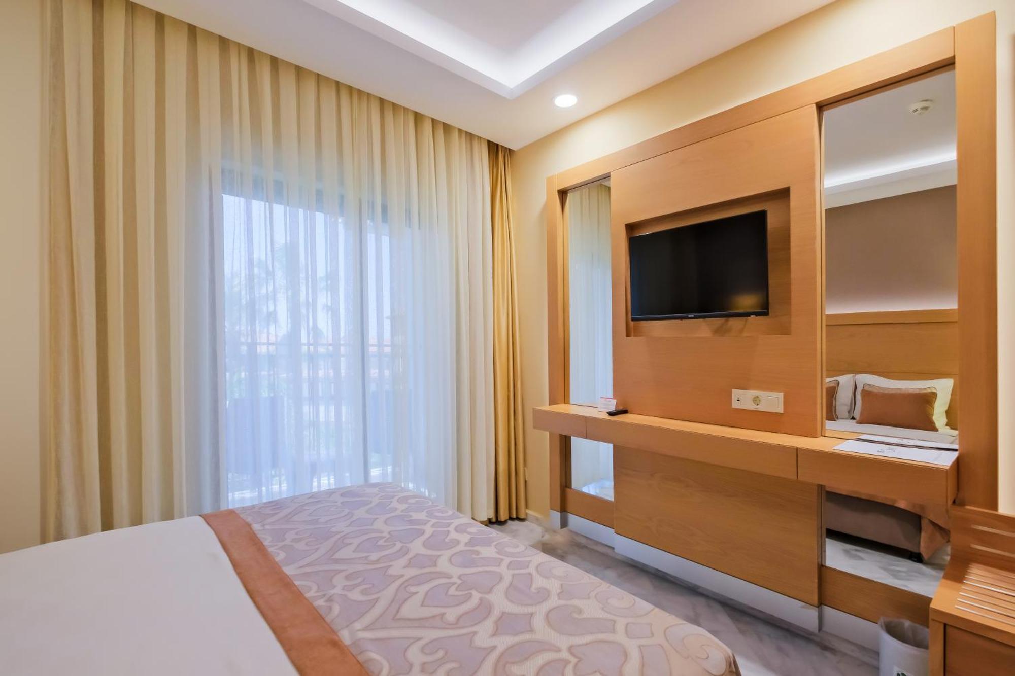 Belconti Resort Hotel Belek Exteriör bild