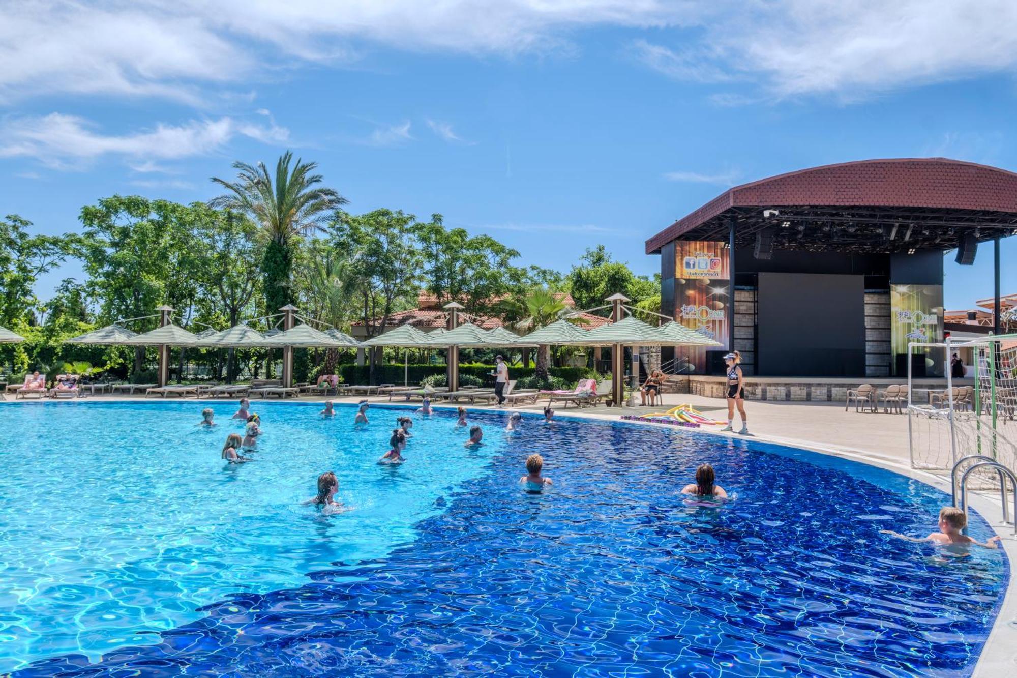 Belconti Resort Hotel Belek Exteriör bild